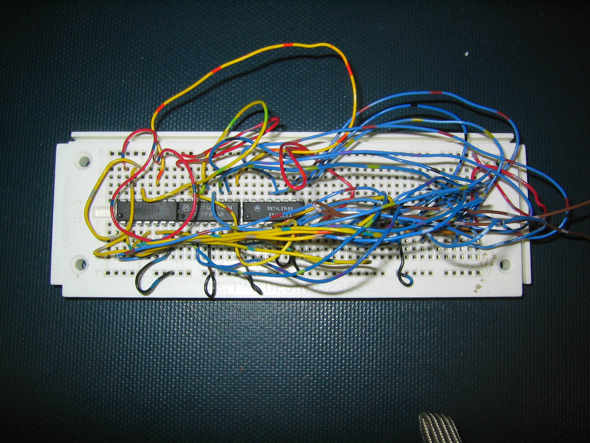 messy circuit