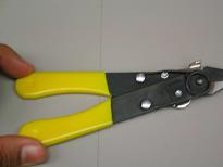wire cutter